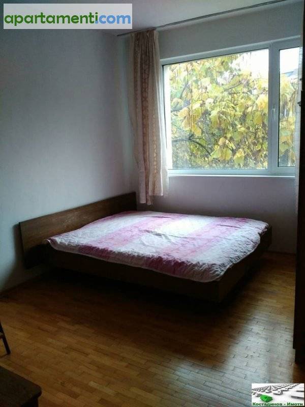 Многостаен апартамент, Пловдив, Младежки хълм 10