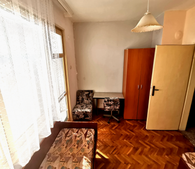 Тристаен апартамент, Бургас, Център 4