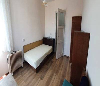 Тристаен апартамент, Варна, Център 2