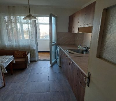 Двустаен апартамент, Пловдив, Младежки хълм 4