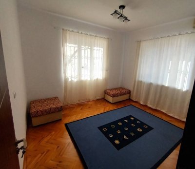Двустаен апартамент, Бургас, Център 1